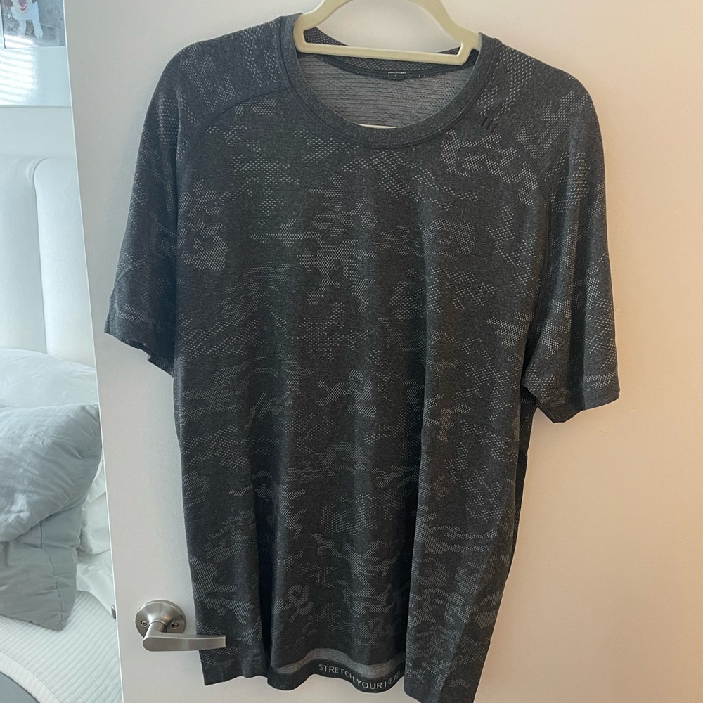 Metal Vent Tech Short Sleeve Shirt